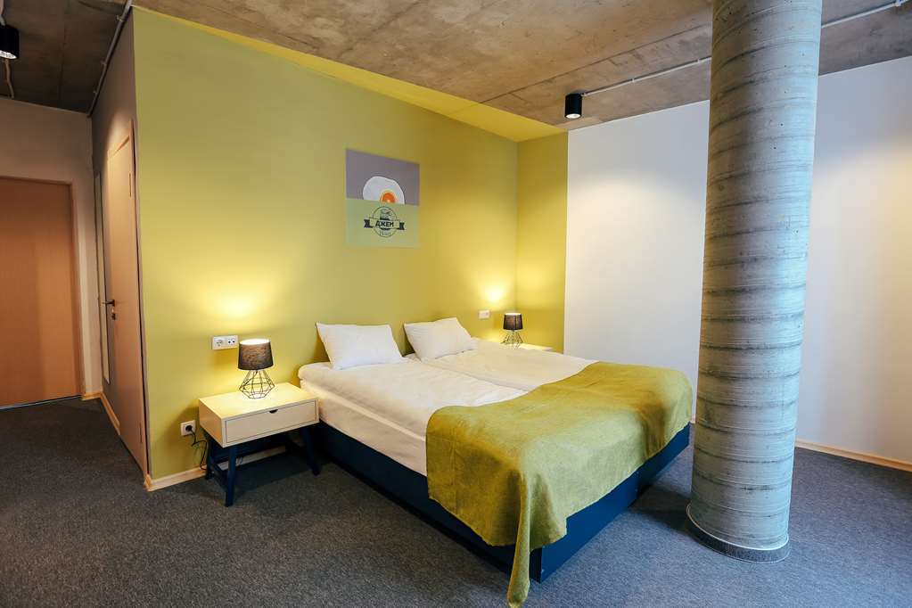 Jam Hotel Hnatyuka Lviv Bilik gambar